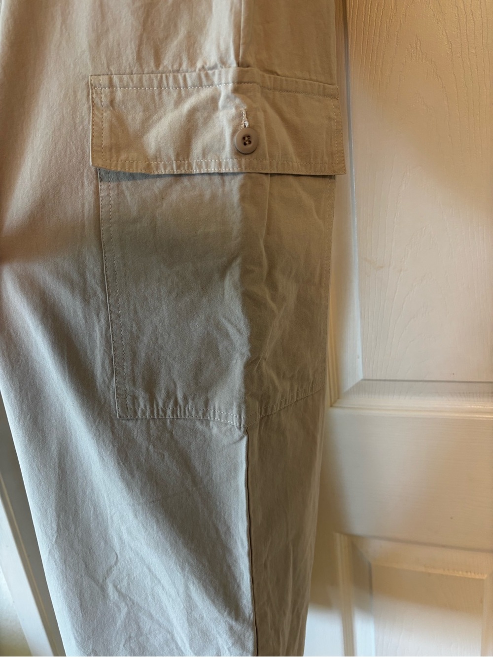 PacSun Beige Wide-Leg Cargo Pants - Picture 2 of 12